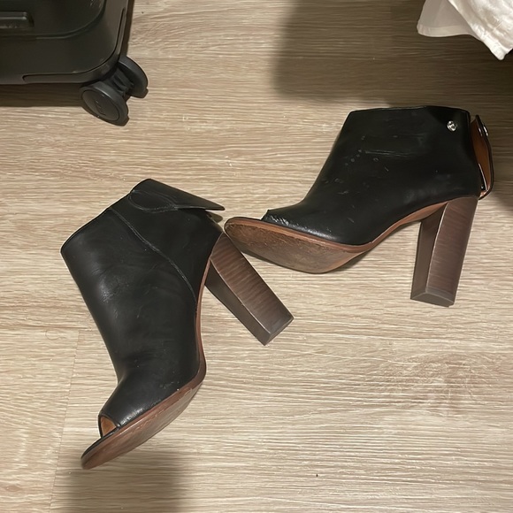 Coach Open Toe Bootie Heels black leather - Picture 2 of 2
